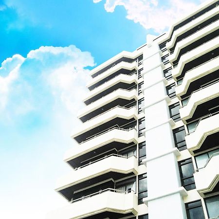 شقة Nantiruj Tower - นันทิรุจ ทาวเวอร์ เซอร์วิสอพาร์ทเม้นท์ สุขุมวิท ซอย 8 بانكوك المظهر الخارجي الصورة